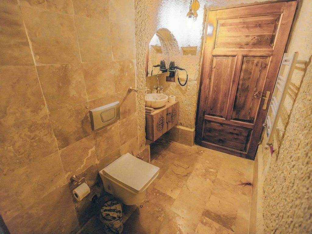 TURBEL CAVE HOUSE