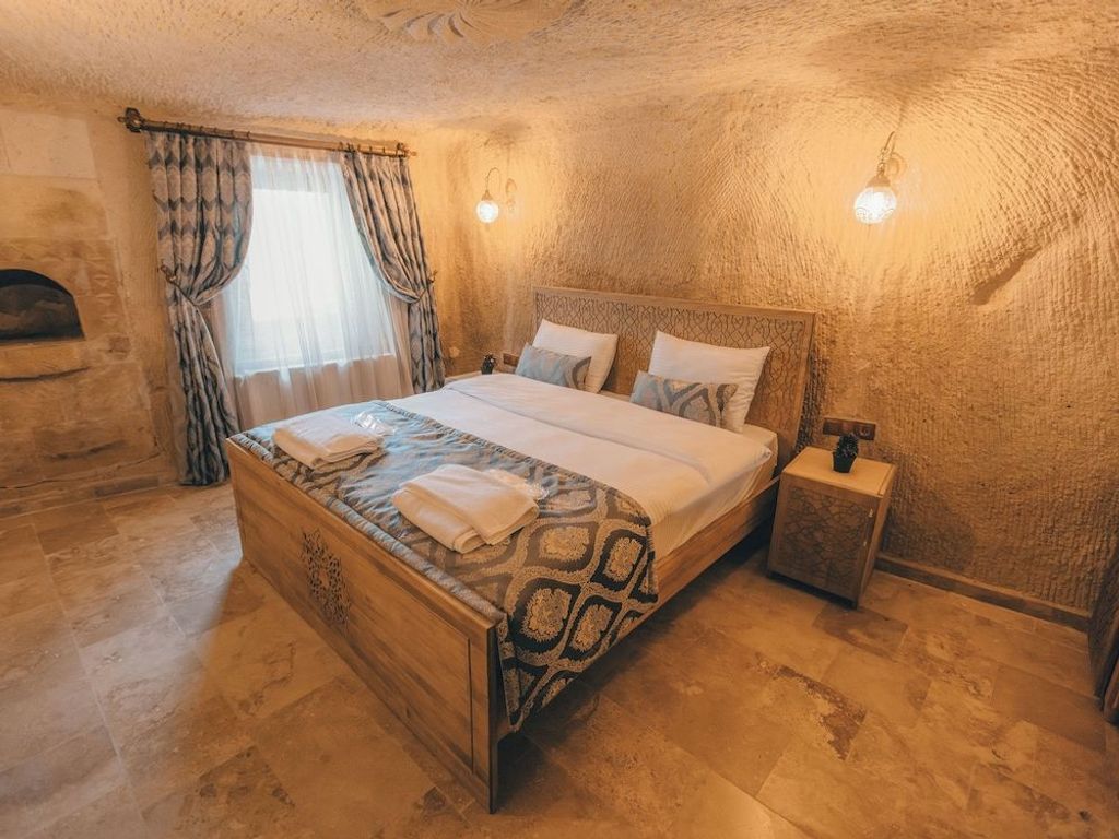 TURBEL CAVE HOUSE