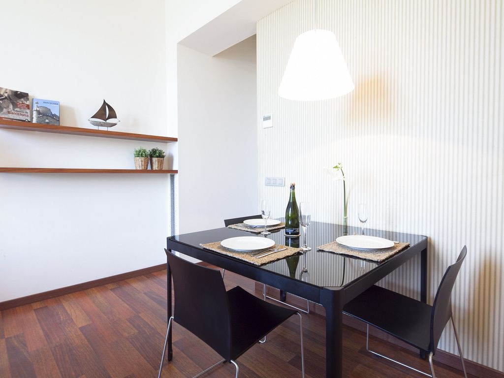 Inside Barcelona Apartment Mercat