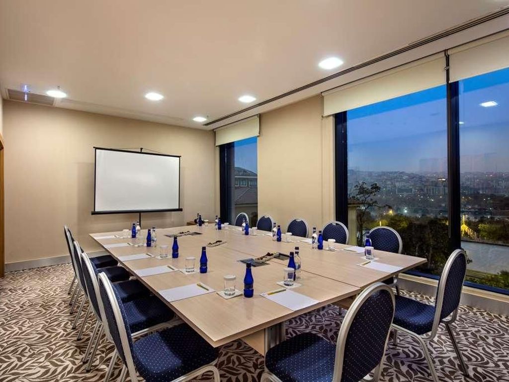 Hilton Garden Inn Istanbul Golden Horn