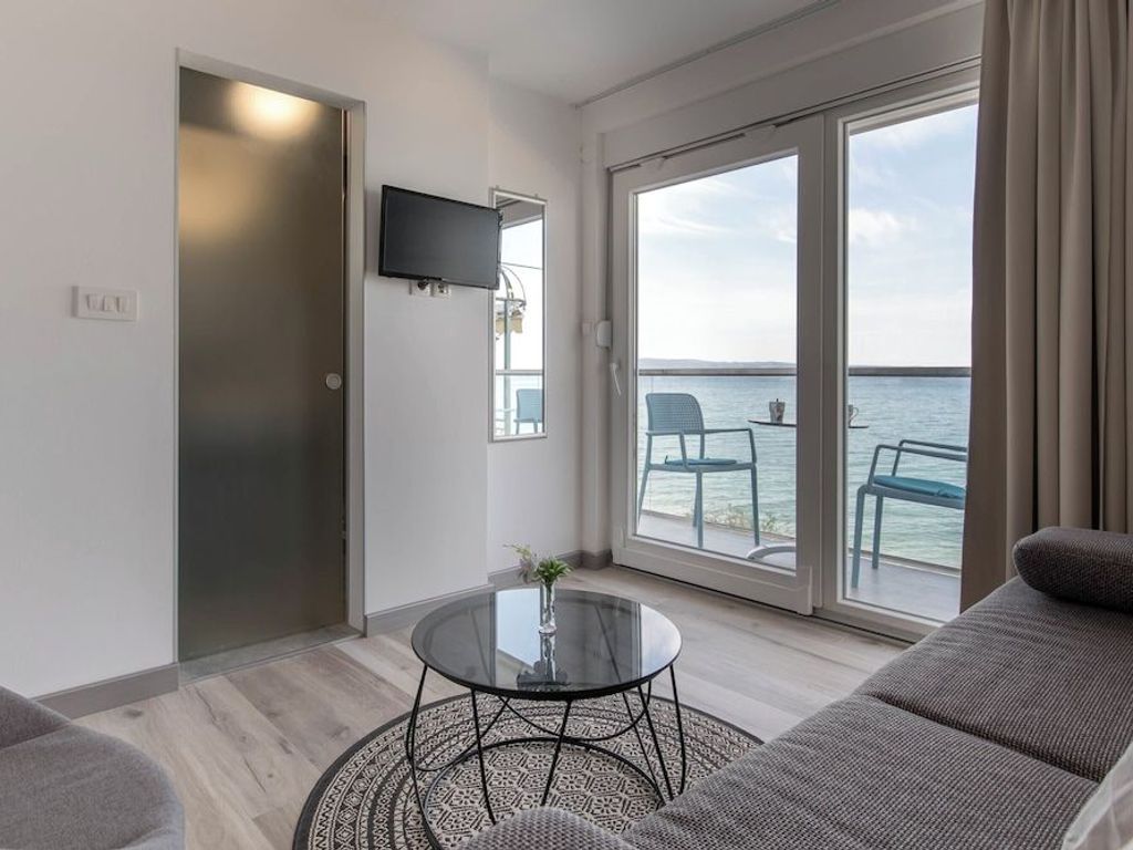Beachfront Apartmants Zanic