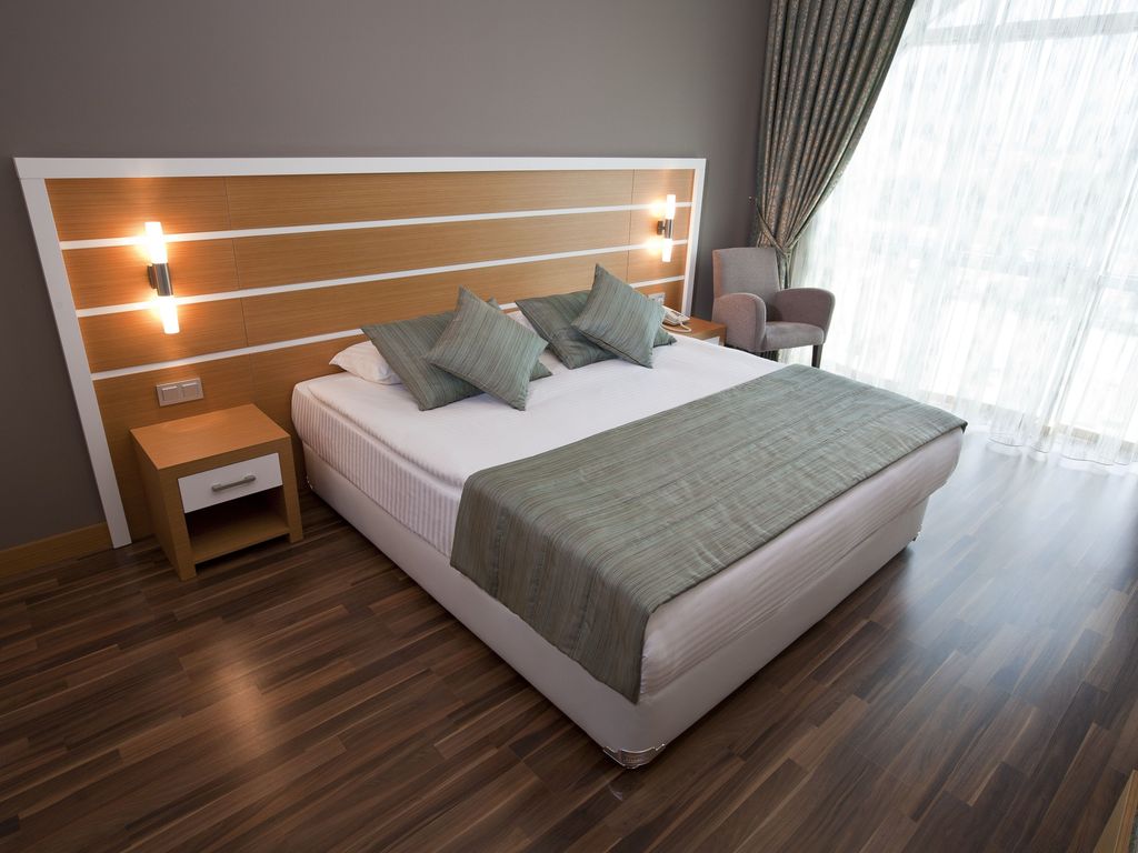 Fourway Hotel & Spa