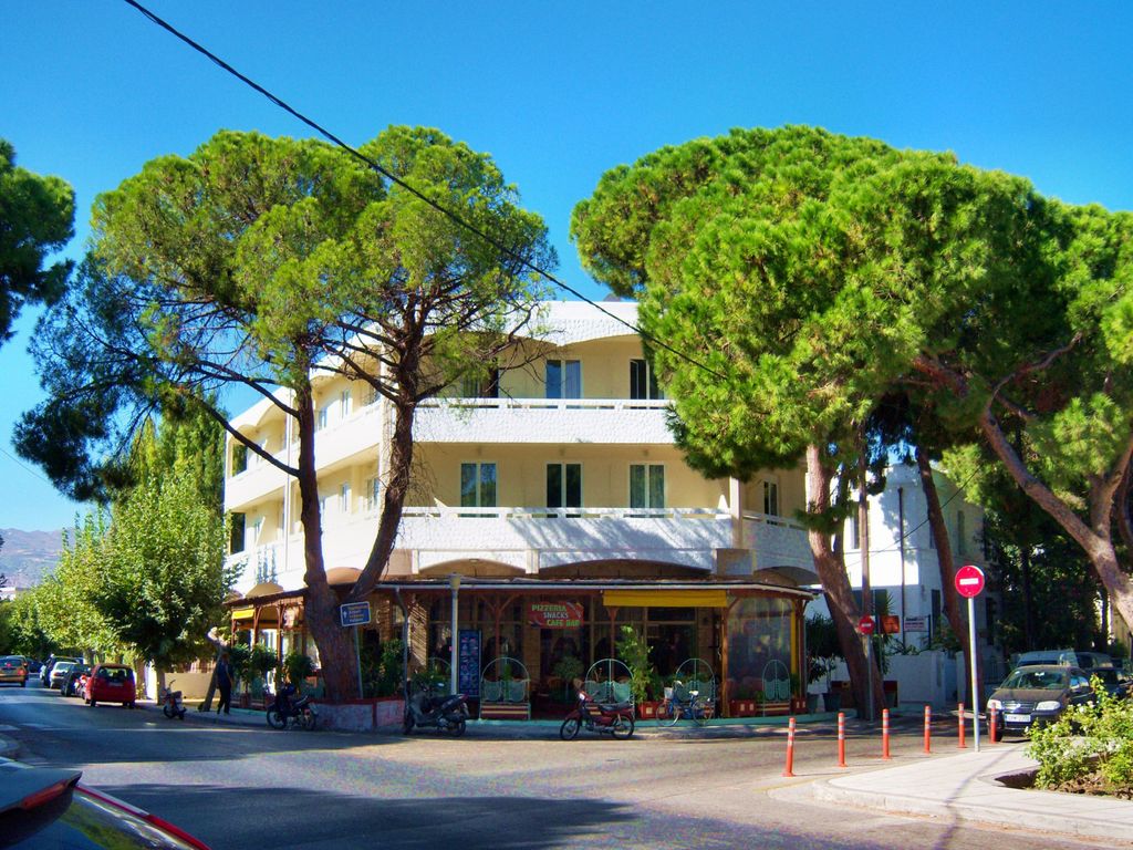 Fantasia Hotel- Apartments