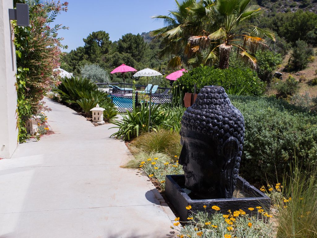 Shanti Som WELLBEING RETREAT
