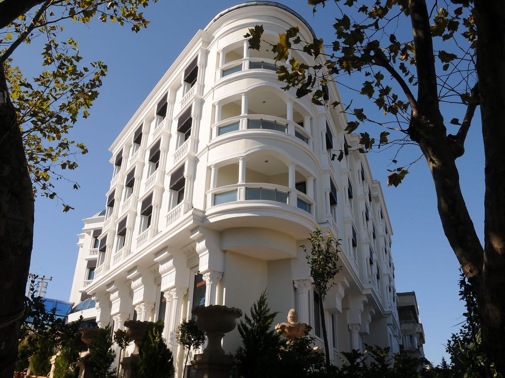 Paradise Island Hotel