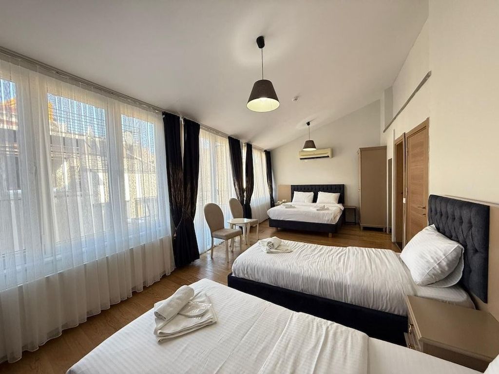 Hotel Next2