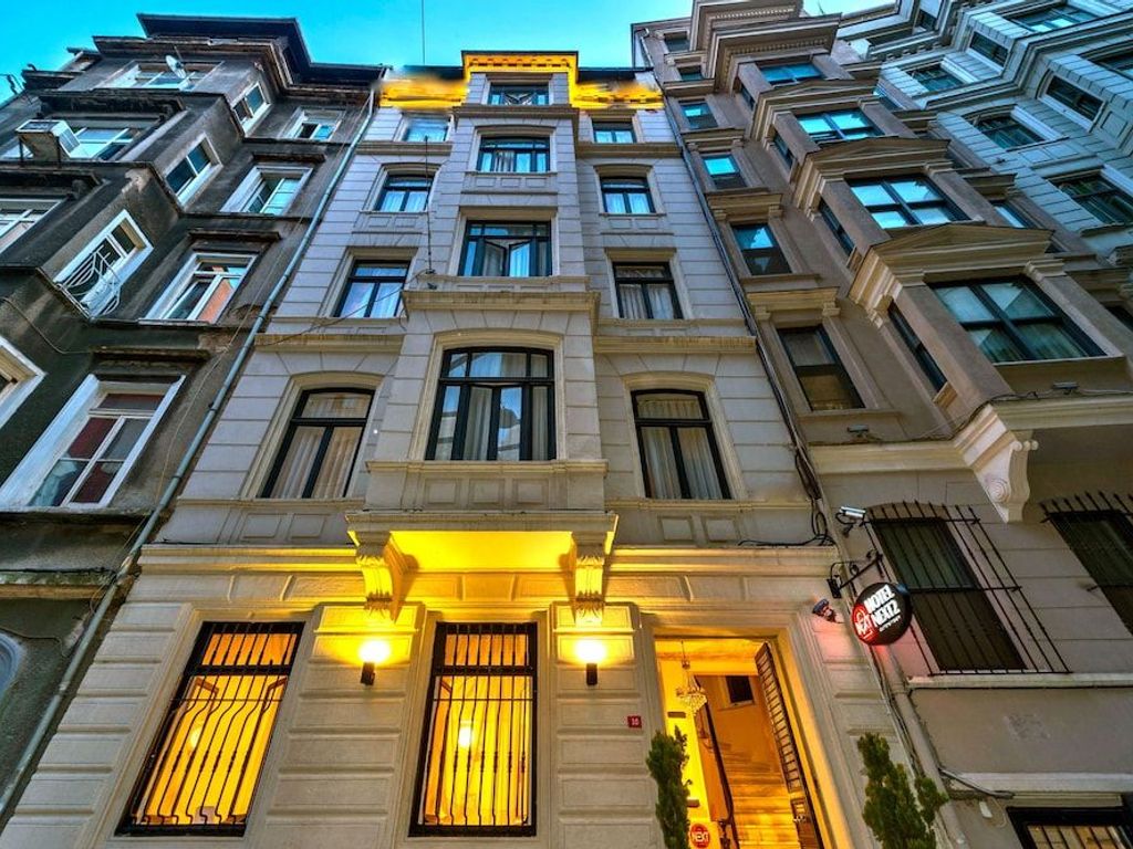 Hotel Next2