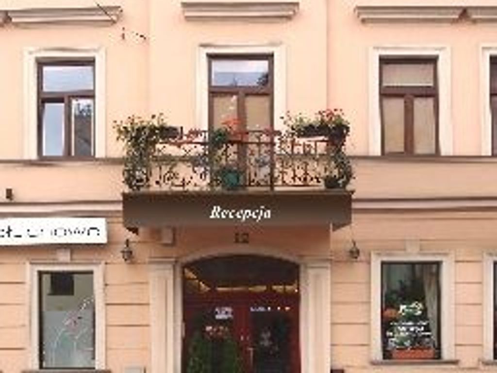 Kajzer Hostel