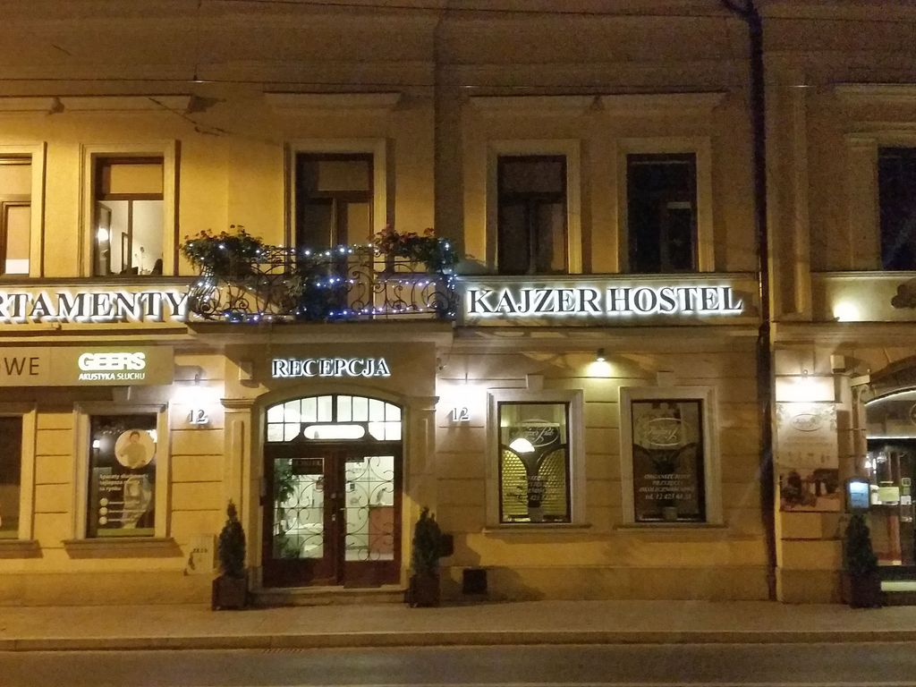 Kajzer Hostel