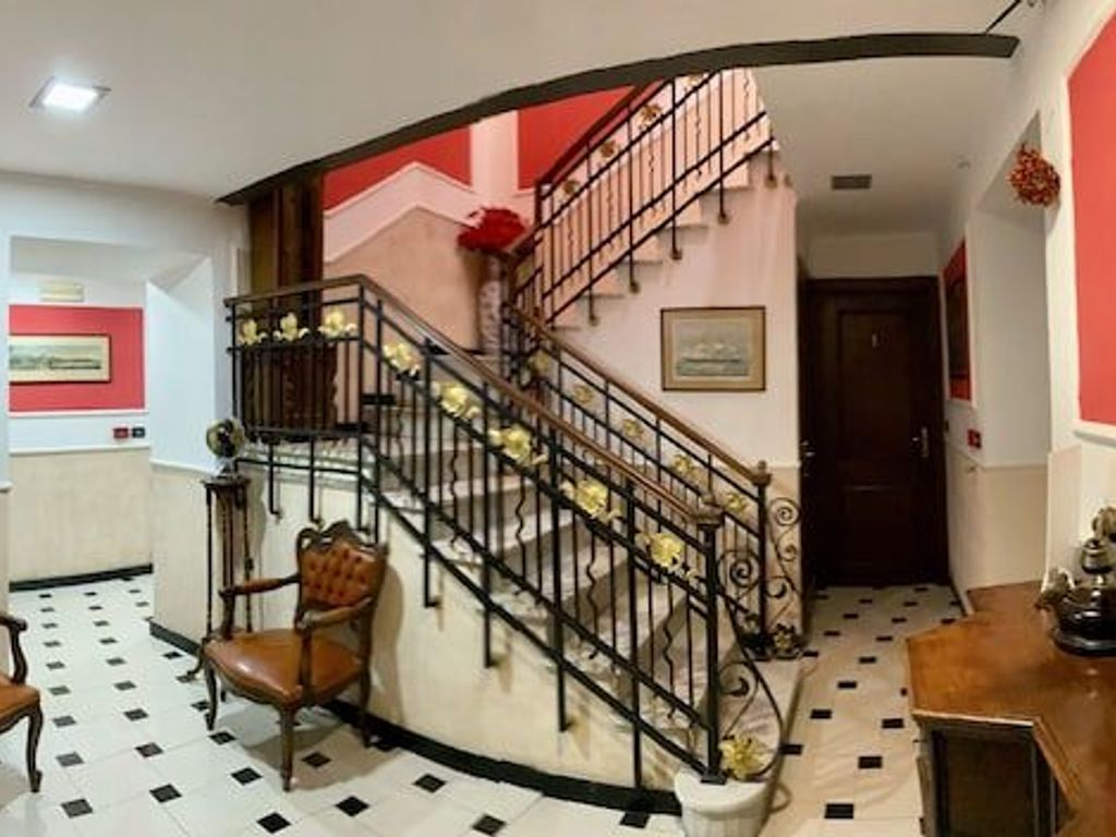 Hotel Actor