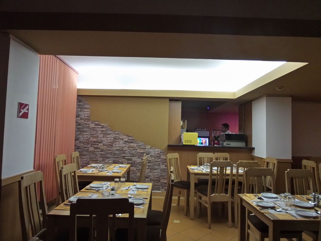 Pest Inn