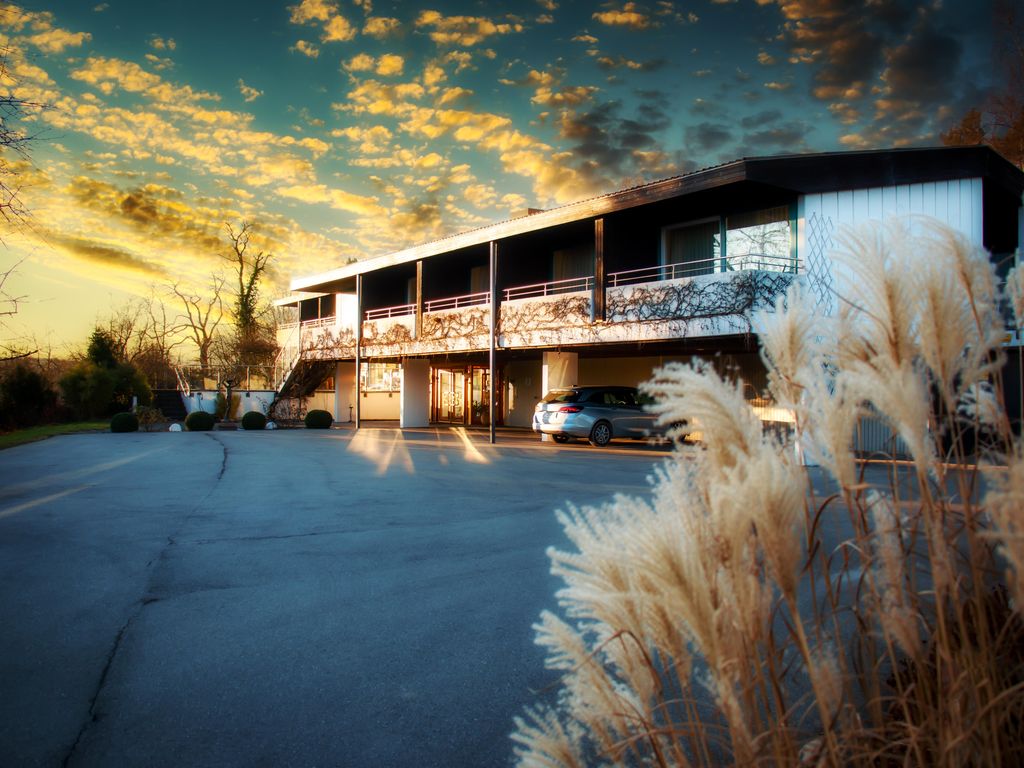 Burghotel