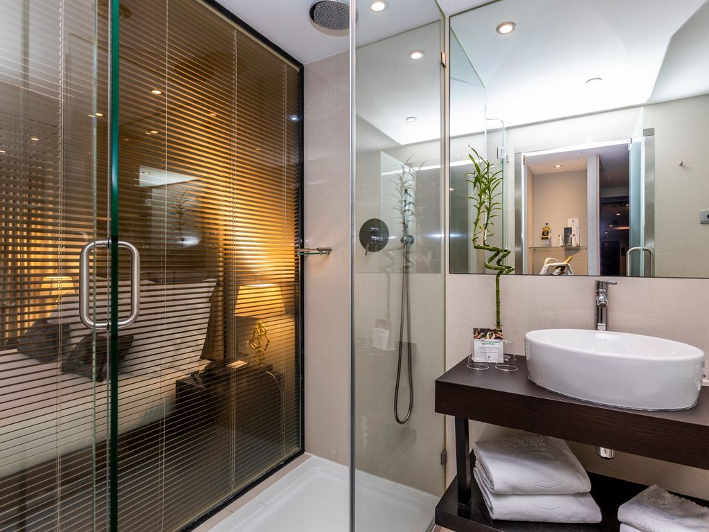 Czar Lisbon Hotel