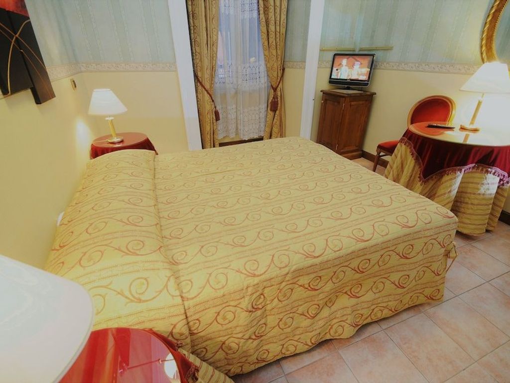 Hotel Sweet Home