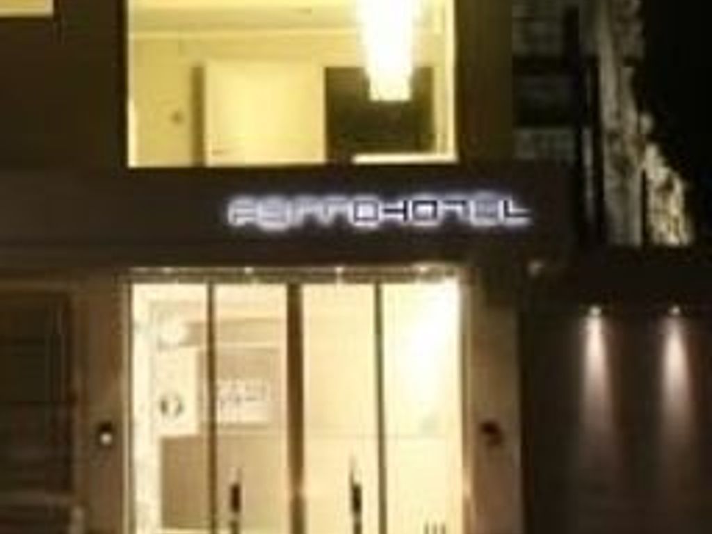 Ferro Hotel
