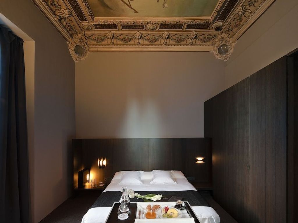 Caro Hotel