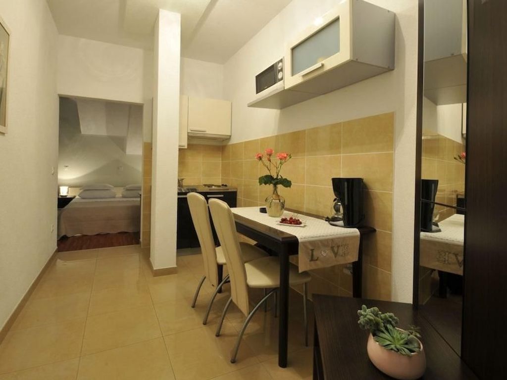 Apartments & Rooms Villa Maslina