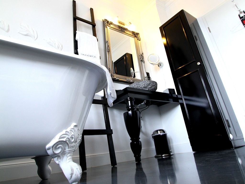 VillaAdel.es designrooms