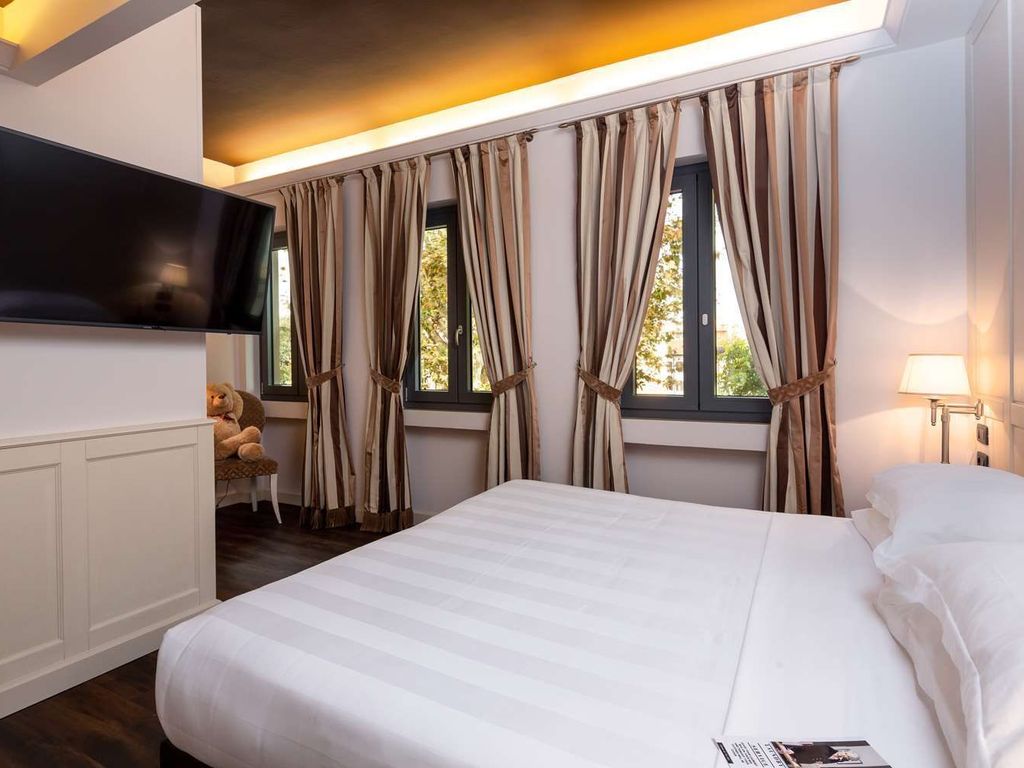 THE GLAM BOUTIQUE HOTEL