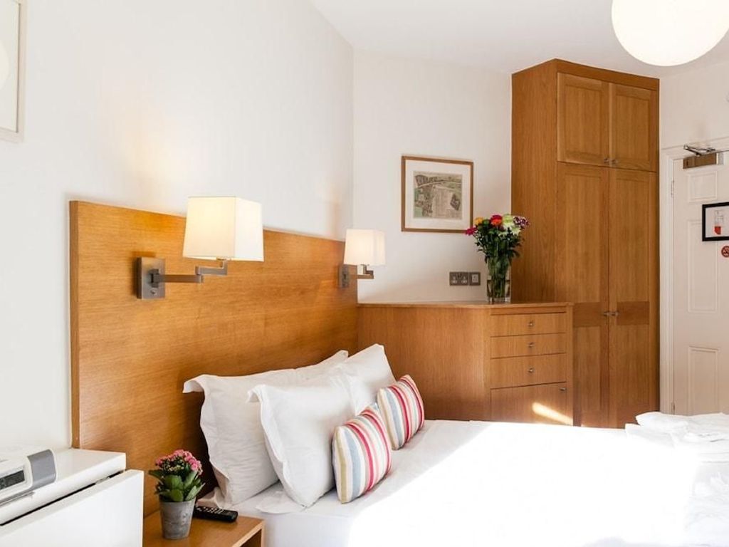 Blueprint Apartments-No 5 Doughty Street