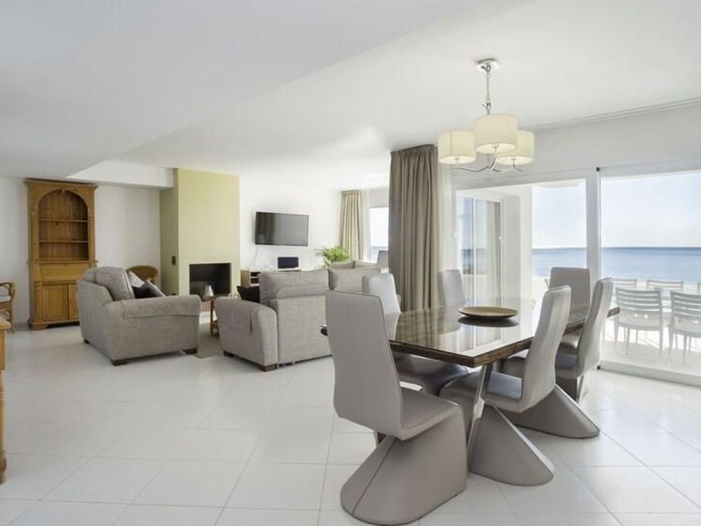 Miraflores Beach & Country Club