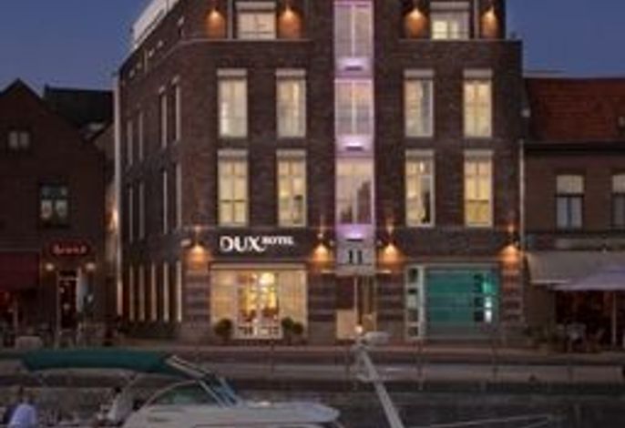 Dux Hotel Deluxe