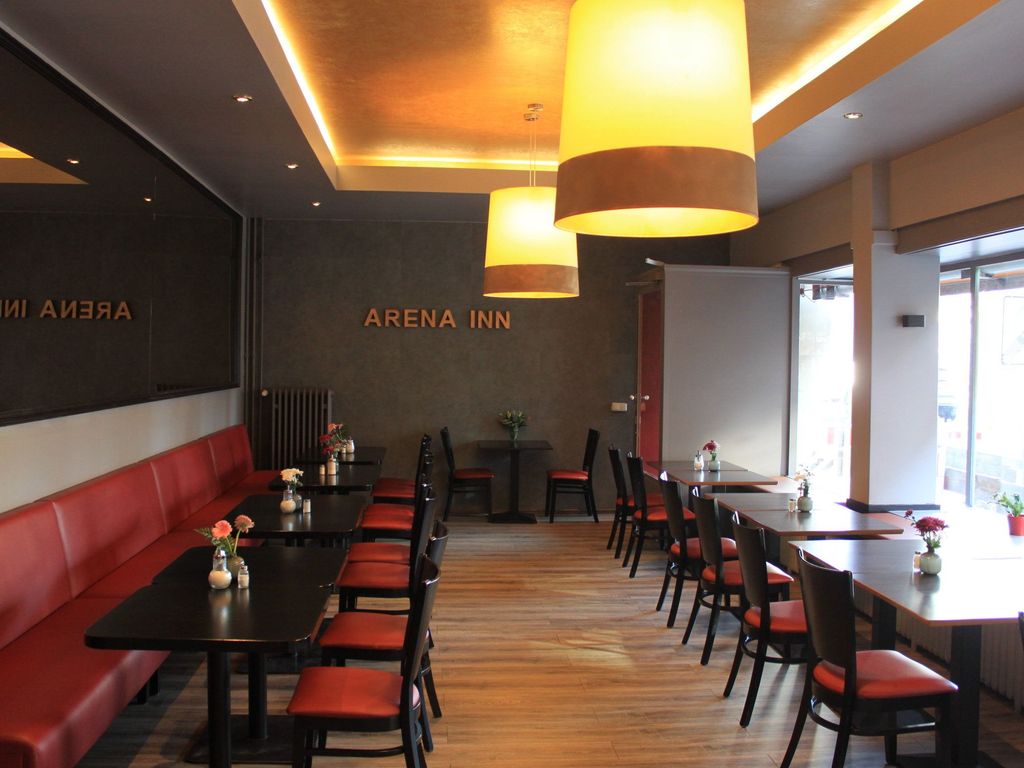 Arena Inn