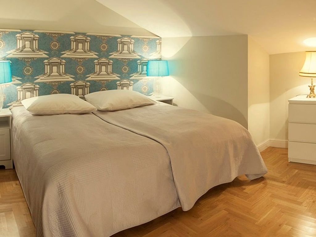 Crystal Suites Chez Helena