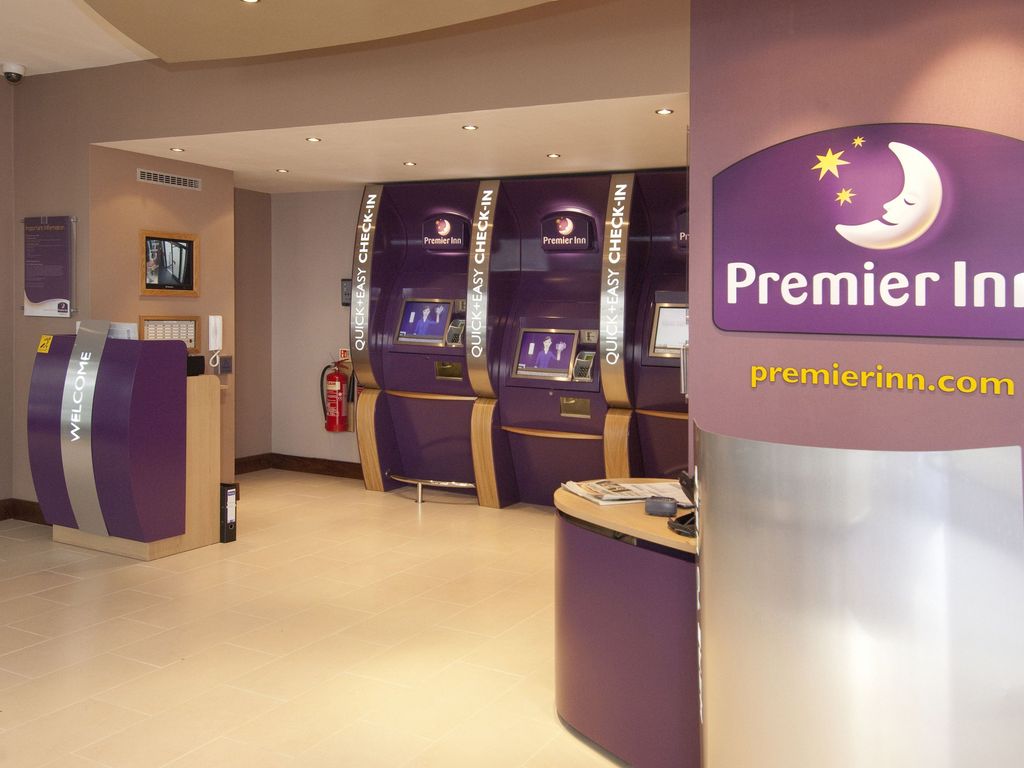 Premier Inn Cardiff City Centre (Queen Street)