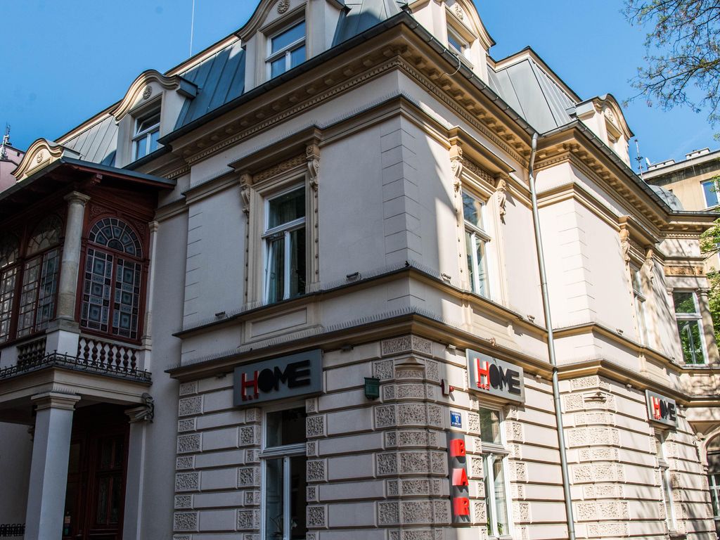 Home Aparthotel