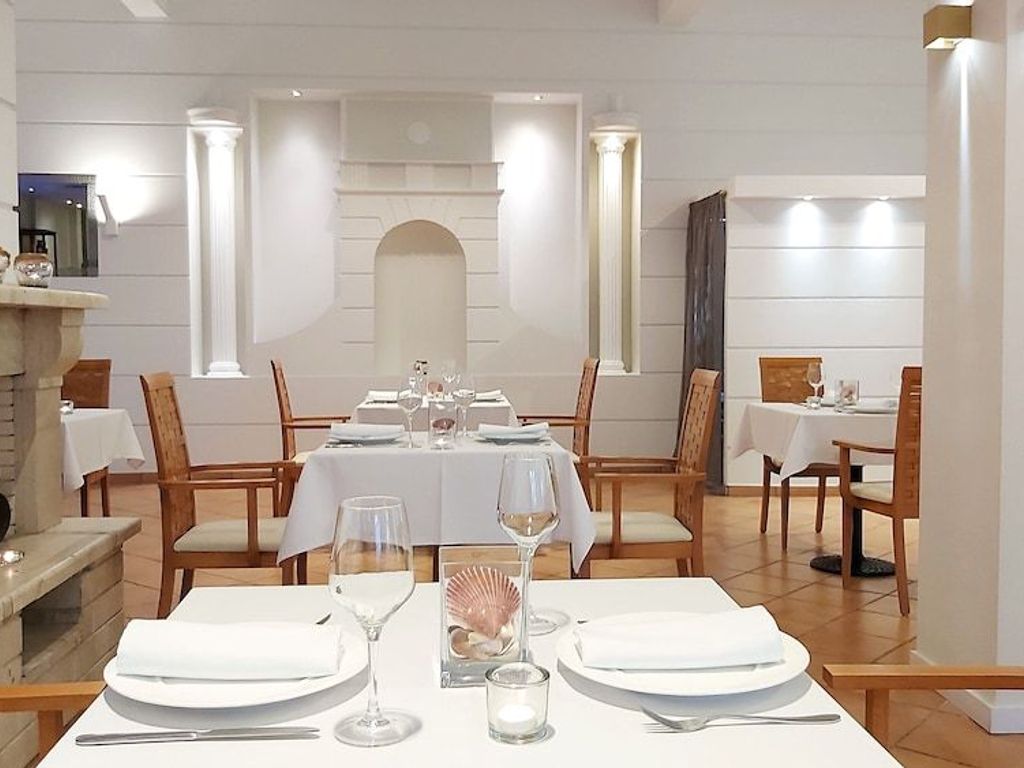 Akrogiali Exclusive Hotel - Adults Only