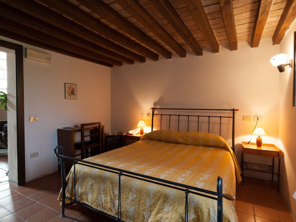 Relais 12 Monaci