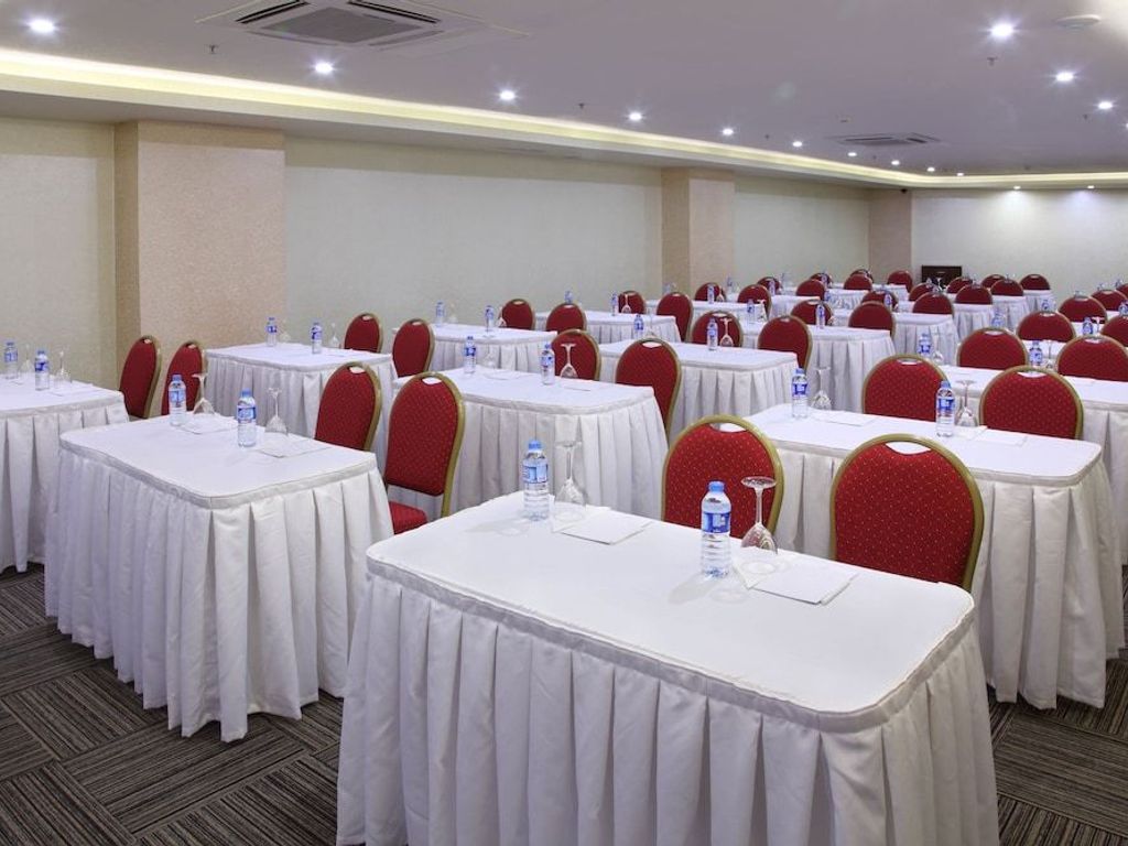 Otel Senbayrak City