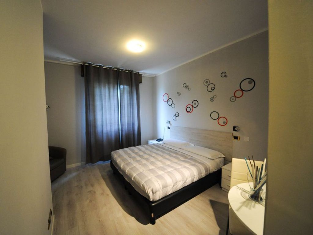 HP Fly Hotel