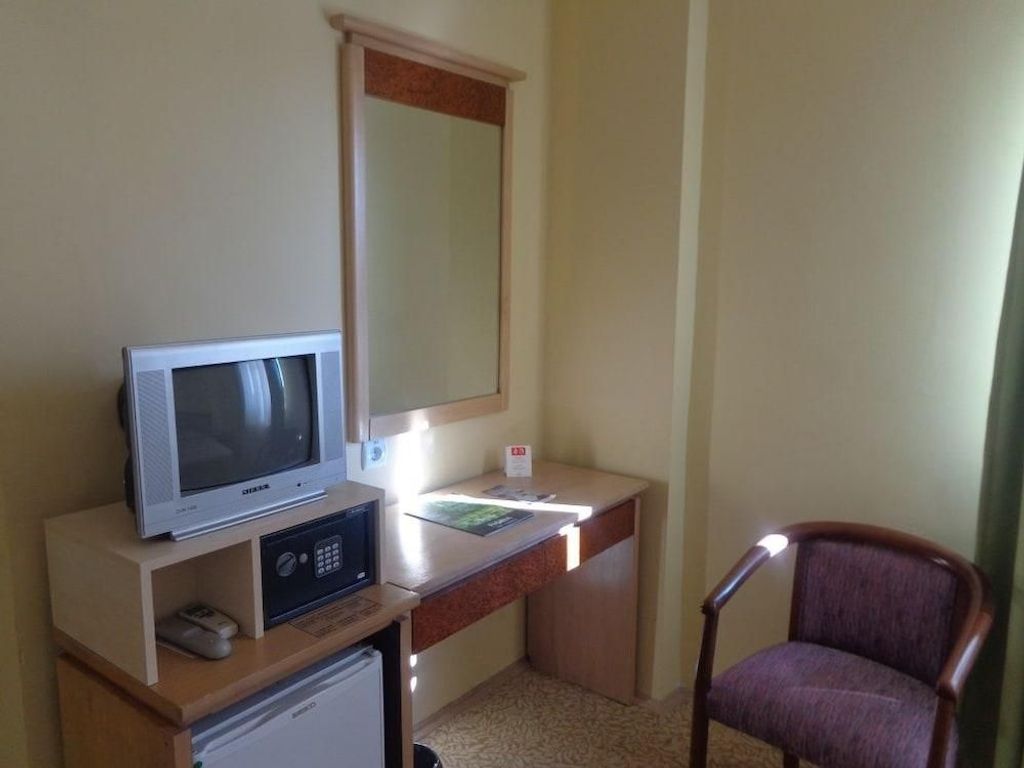 Floria Hotel