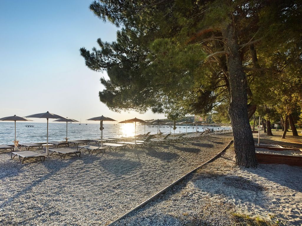 Vile Adriatic***