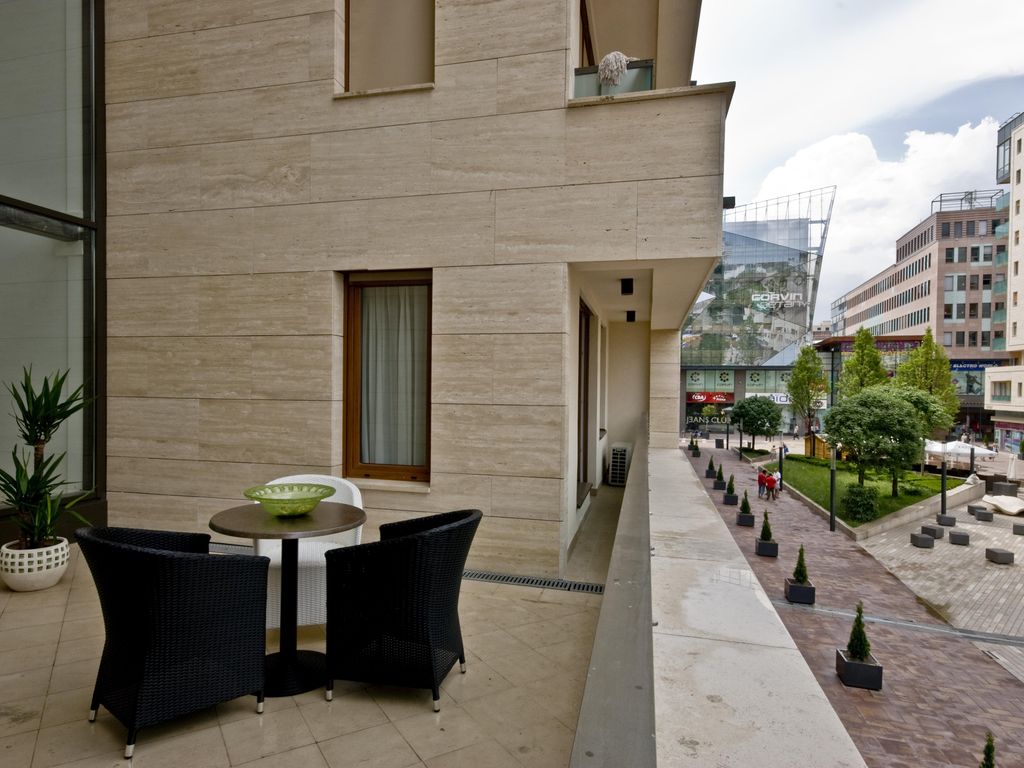 Corvin Lux Aparthotel