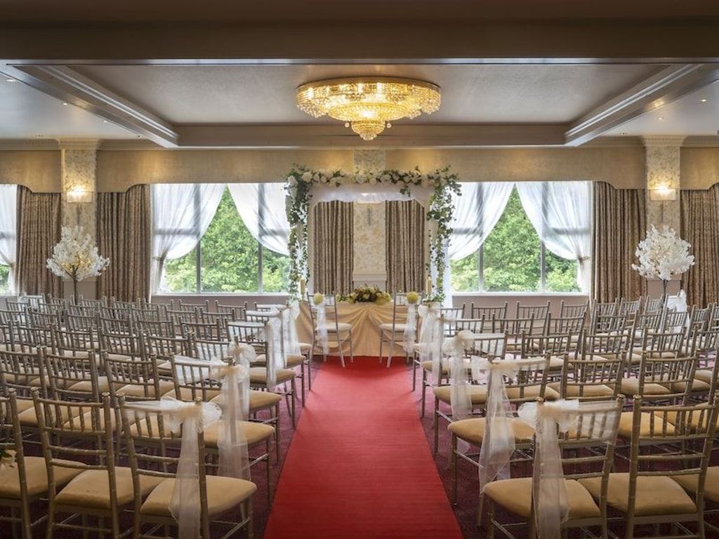Falls Hotel & Spa