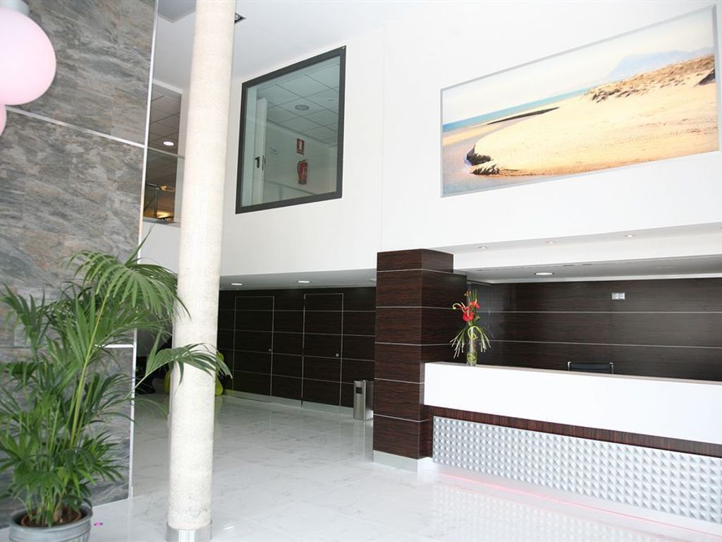 Playa Oliva Aparthotel