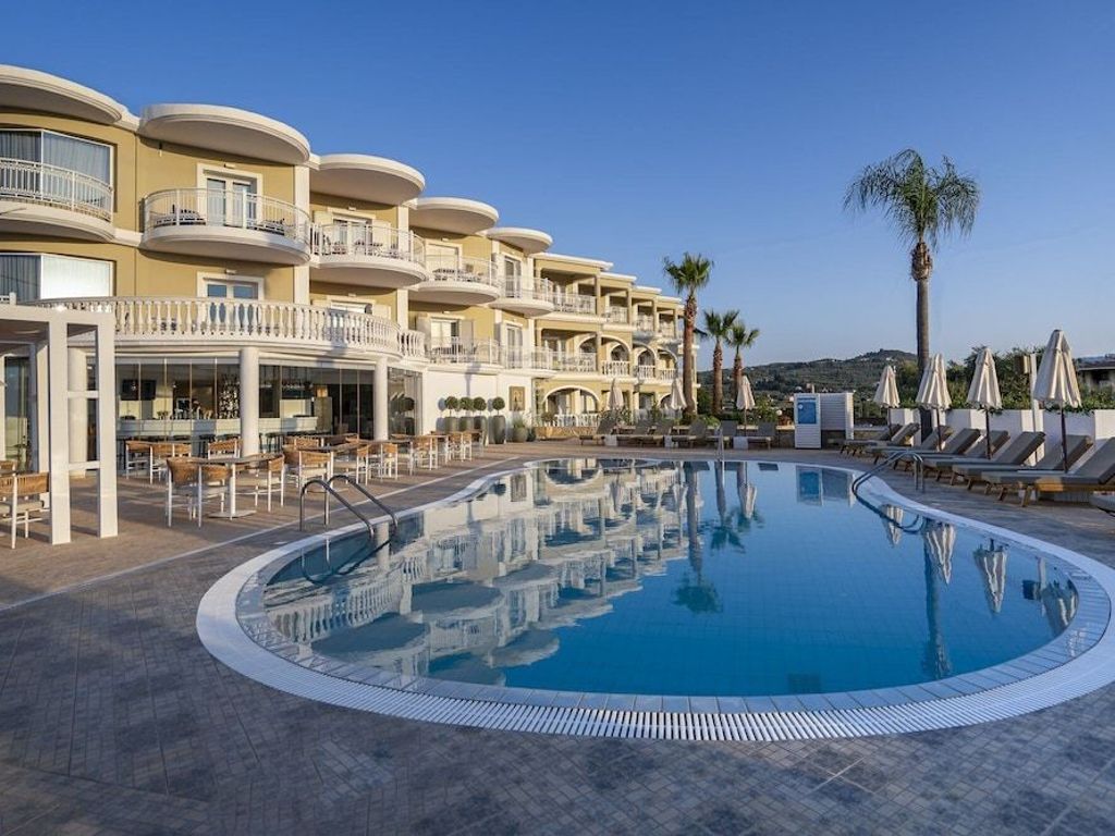 Arkadia Luxury Hotel Apartments