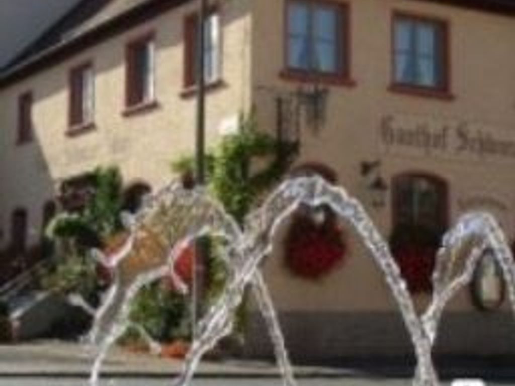 Schwarzer Adler Weingut