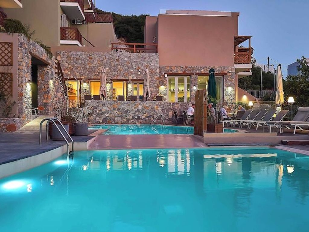 Mystery Skiathos Luxury Residence