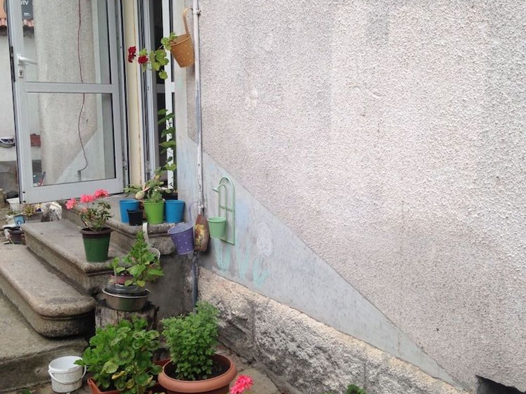 Elysia Hostel - The Blessed Home