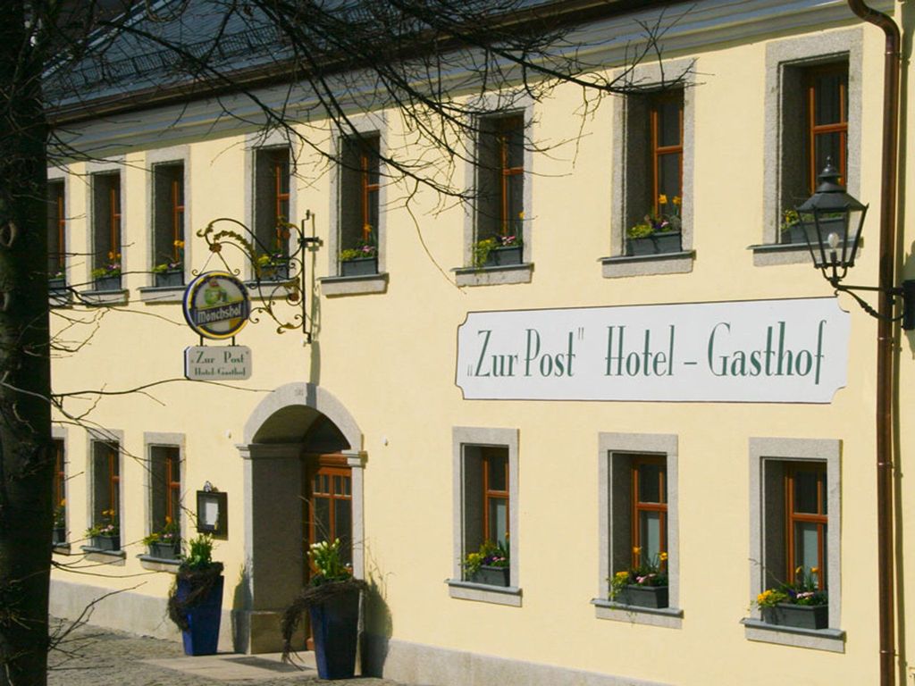 Zur Post Hotel - Gasthof