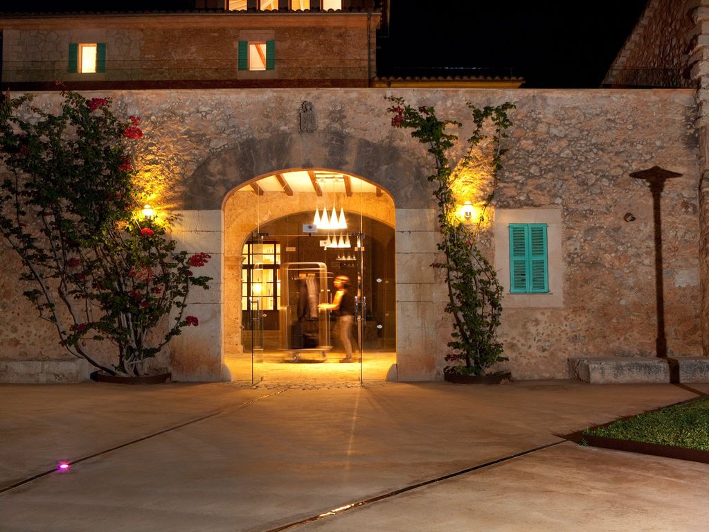 Sa Cabana Hotel & Spa