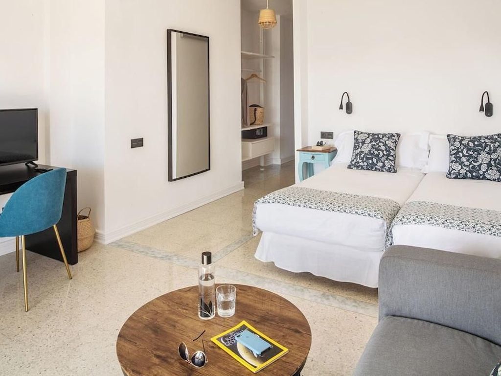 Apartamentos Islamar
