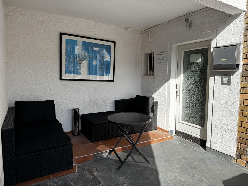 Oberkasseler Hof Pension