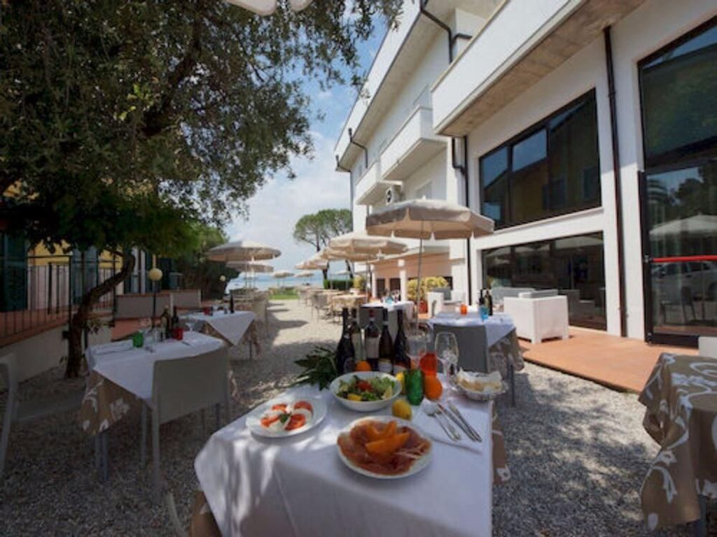 Hotel Saviola