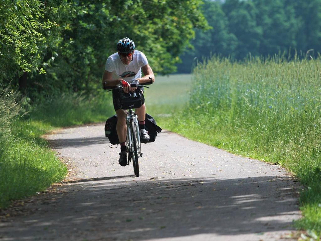 Bike Hostel&Camp