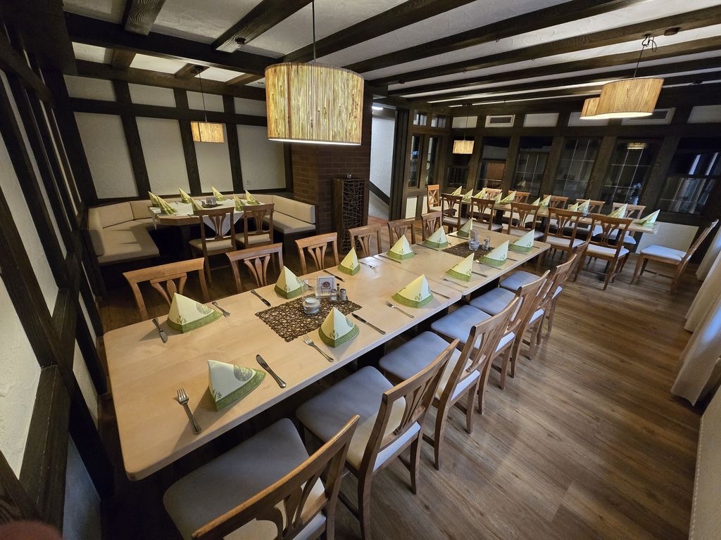 WALLHALL - Hotel & Restaurant -